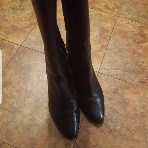 Calvin Klein 8.5 - Picture 8 of 11